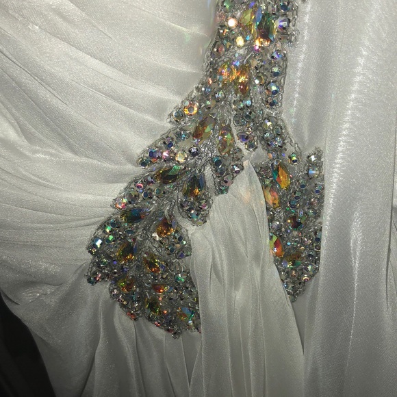 White prom goddess dress - Picture 6 of 7